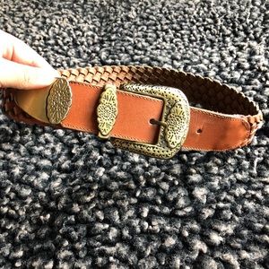 Genuine leather braided belt with big buckle small